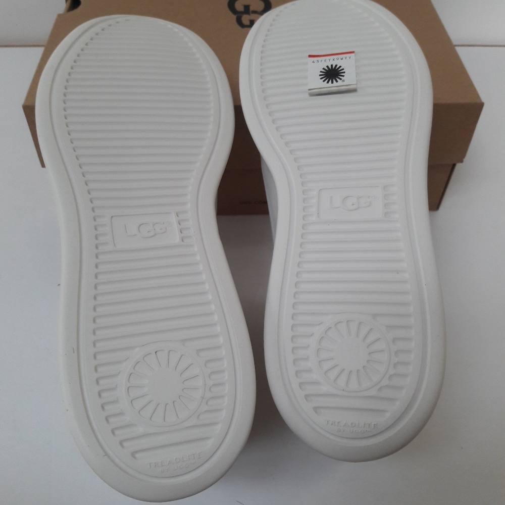New UGG Neutra Sneakers Sz 10 - Picture 7 of 8